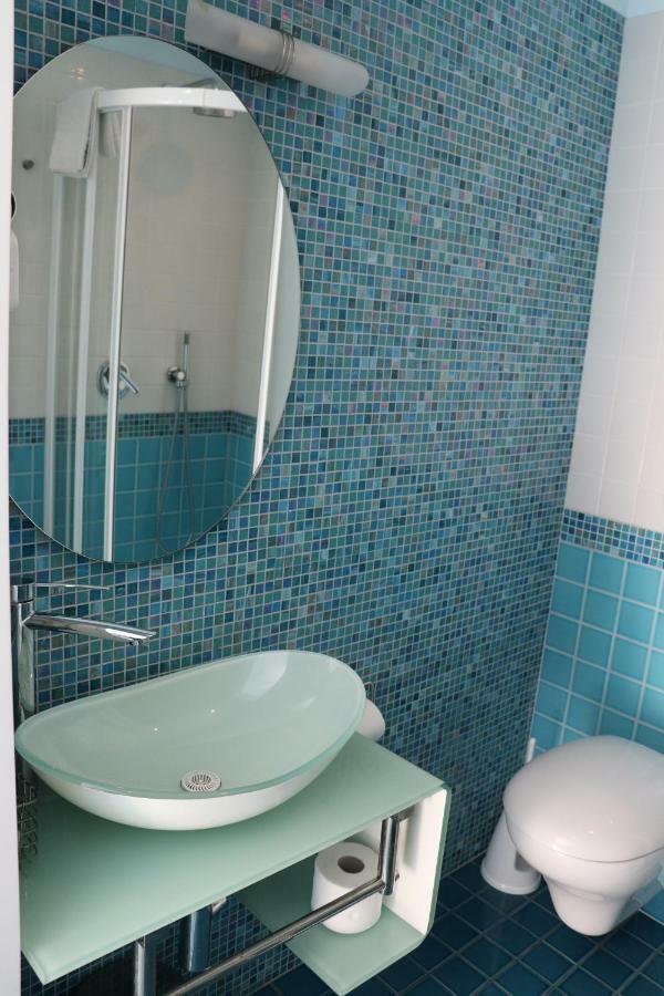 Rock Garden Bed & Breakfast Гаета Екстериор снимка