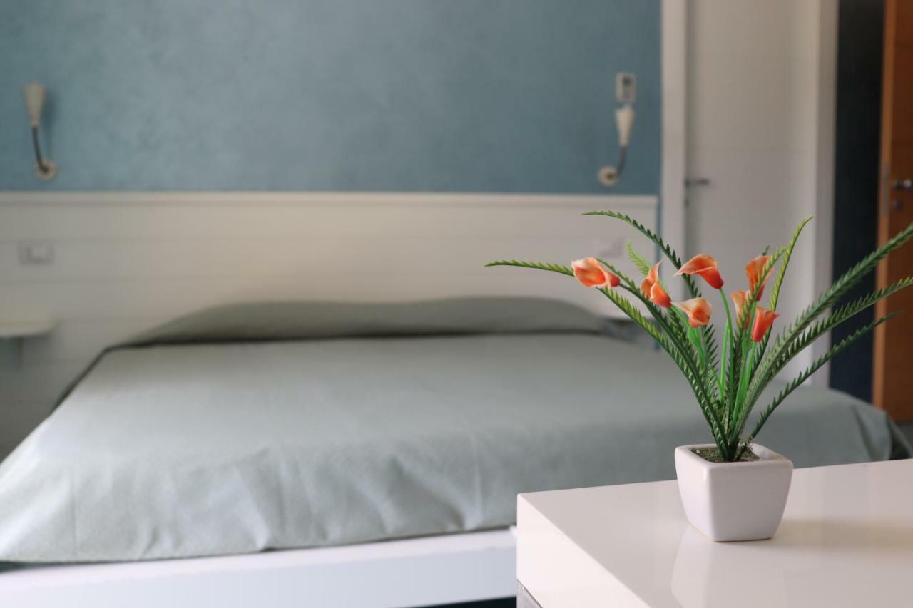 Rock Garden Bed & Breakfast Гаета Екстериор снимка