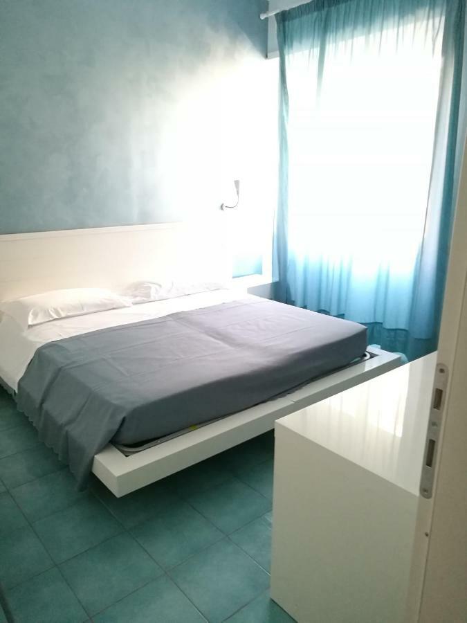 Rock Garden Bed & Breakfast Гаета Екстериор снимка